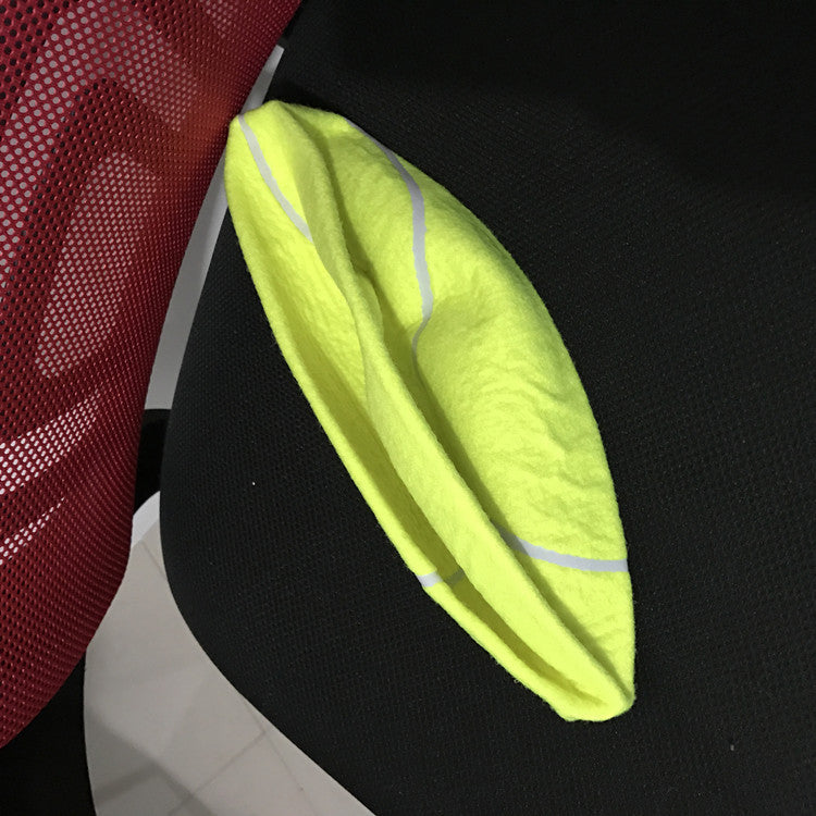 Gigantischer Tennisball